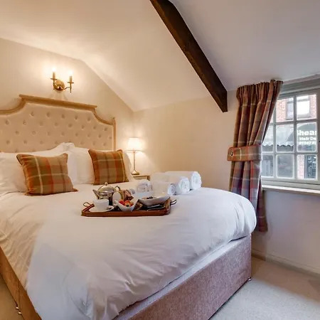 Whitby Cottage Villa *
